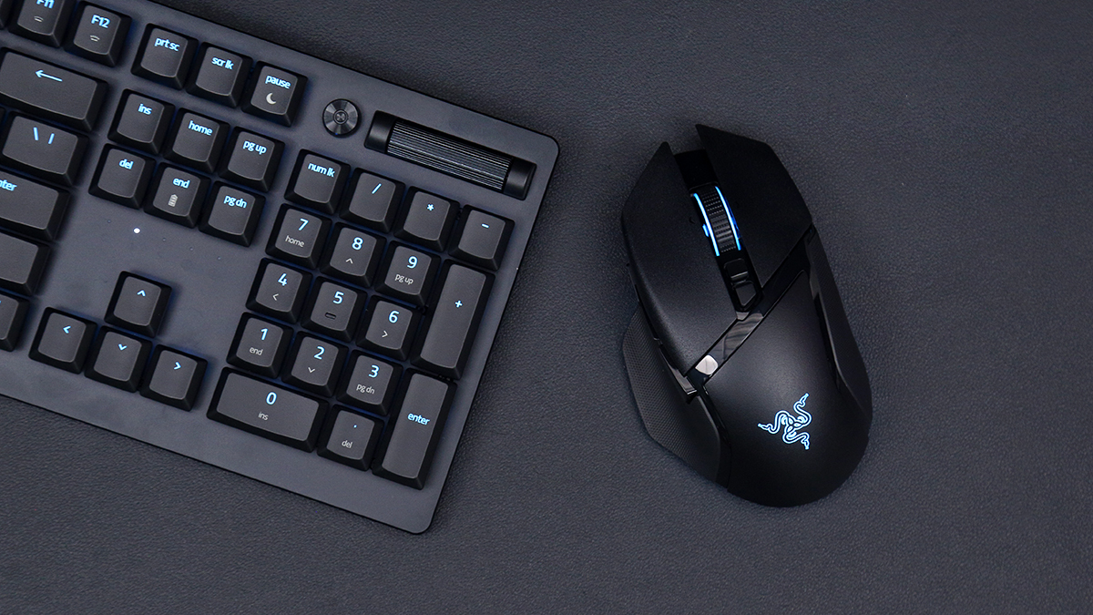 雷蛇巴塞利斯v3pro和达尔优eh915,雷蛇巴塞利斯蛇终极版有线鼠标