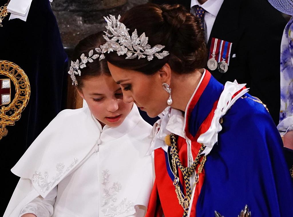 卡米拉出尽风头,卡米拉靠什么被女王认可