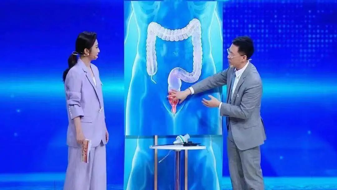 便血怎么判断是痔疮还是肠癌颜色,专家教您如何辨别痔疮便血与肠癌