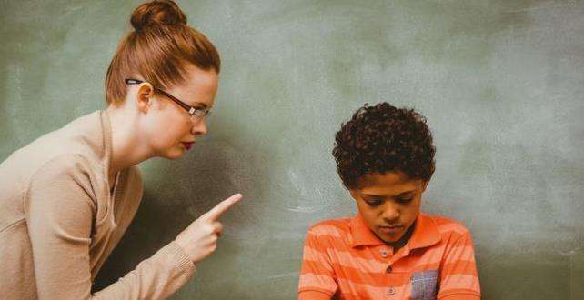 爷爷奶奶亲还是兄弟姐妹亲,姥姥姥爷亲还是外公外婆亲