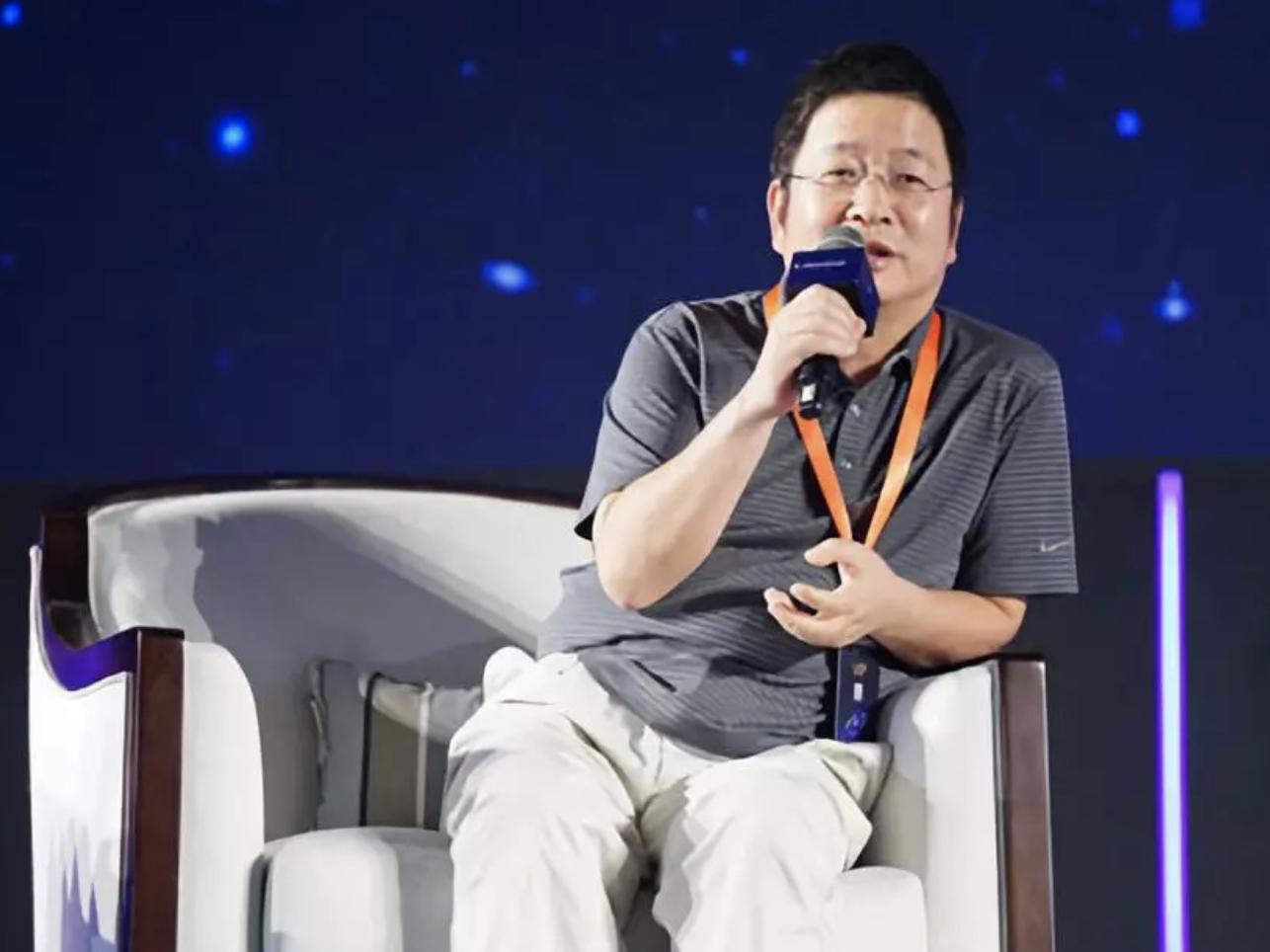 中国芯片首富是谁,55岁国内芯片首富