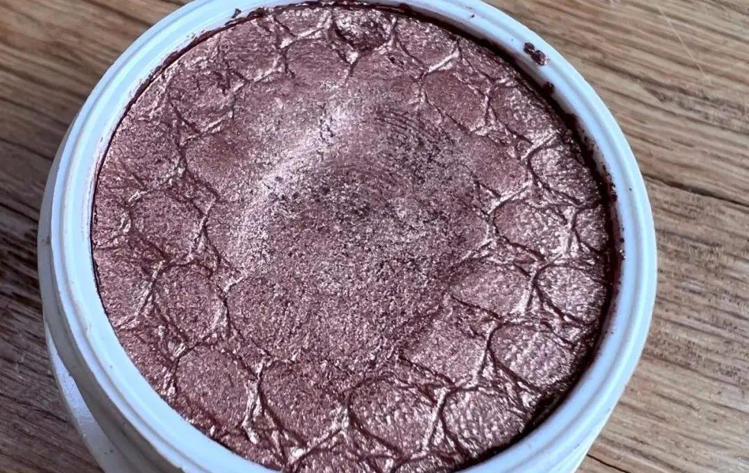 眼影的搭配和画法,纵向眼影和横向眼影的画法