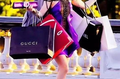 网购vs实体购物英文表达,网购vs实体购物