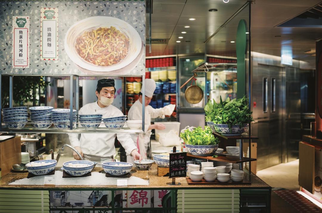 很老派、很雍容、很科技、很新潮，老钱风的“新酒店”