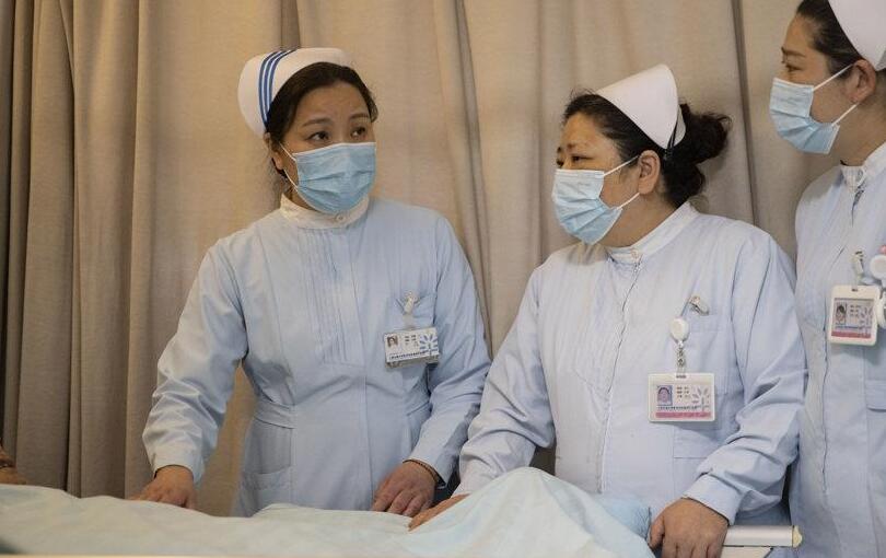 男丁格尔护士,男丁格尔护士服蓝色