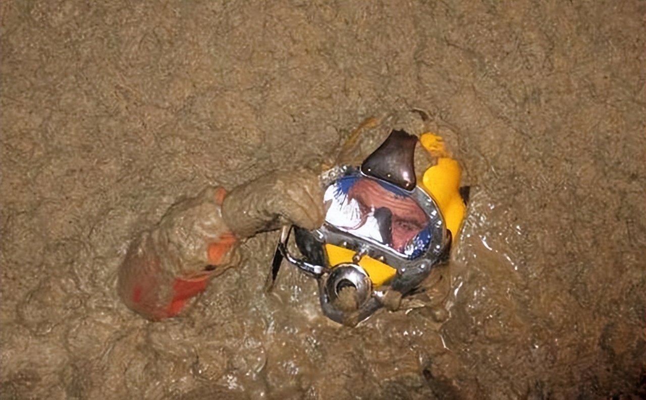 世界上最奇葩的三个职业,日本最奇葩的十大职业