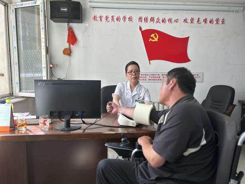 健康有“医”靠!爱心义诊来到居民“家”门口