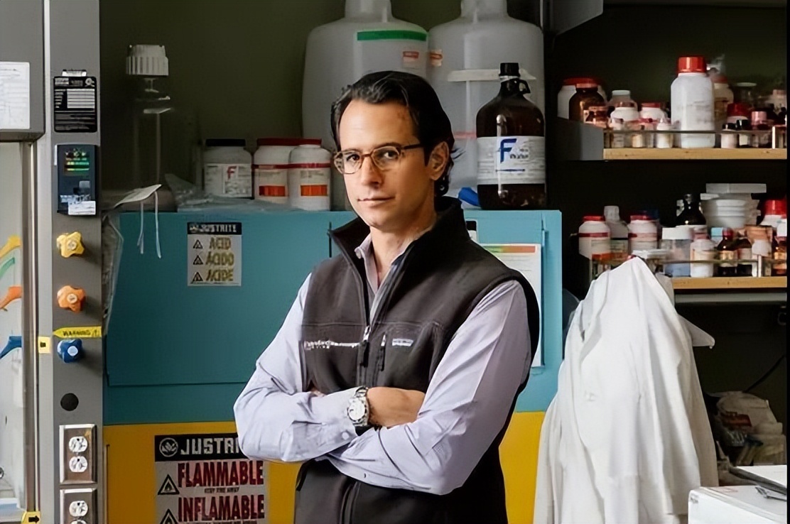 电击大脑可以提升记忆力吗,电击大脑可以忘记一个人吗