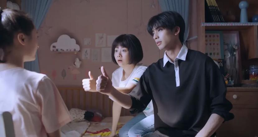 52岁演少女,借拍戏之名行咸猪手,影视圈这些畸形现象,该改改了