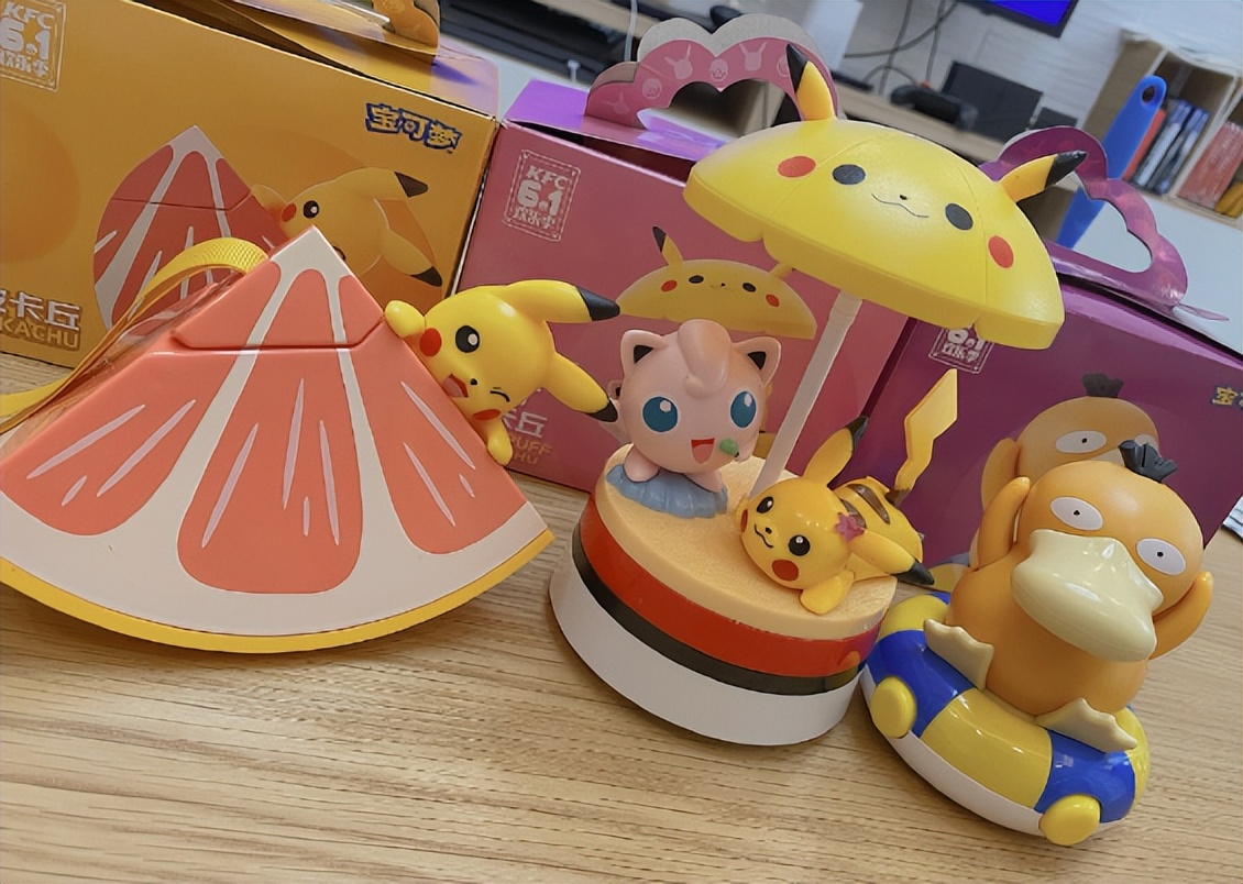 可达鸭肯德基玩具正品,肯德基可达鸭玩具搞笑视频