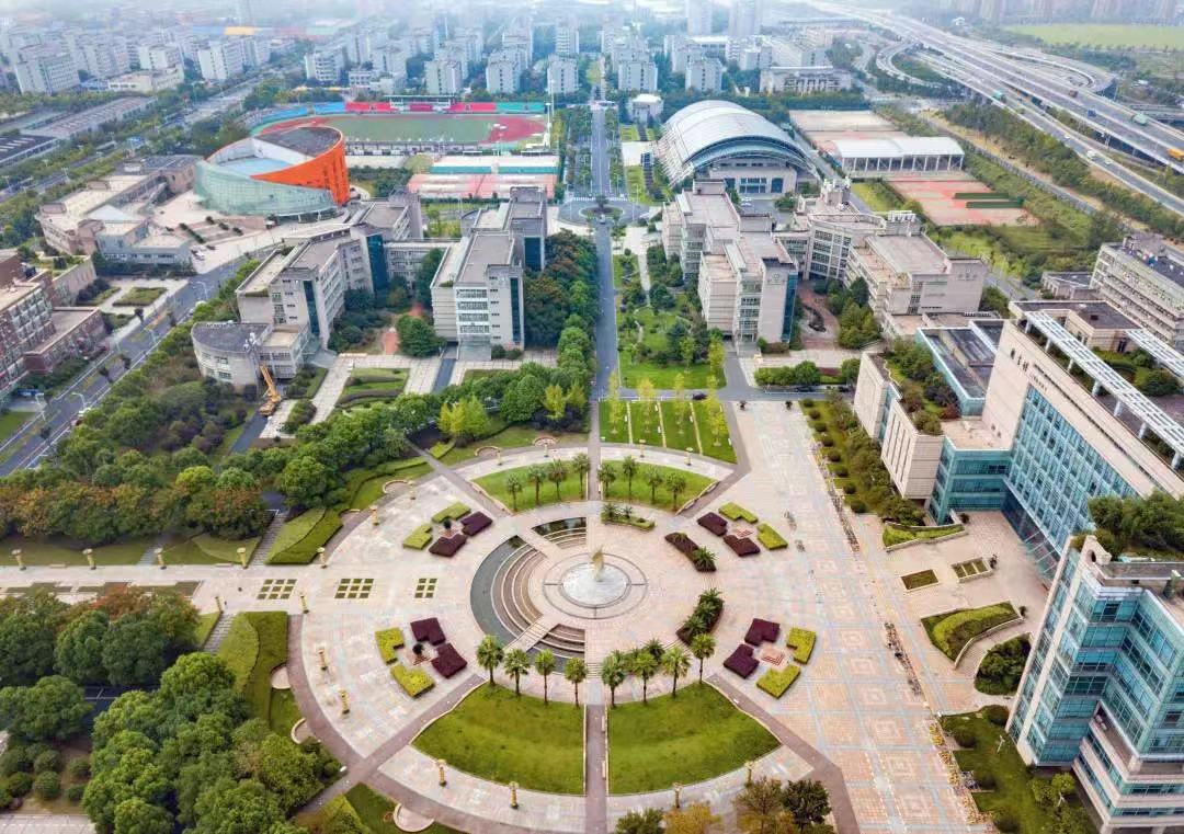 双非大学就业率最高的专业,杭州热门专业及就业前景专科学校