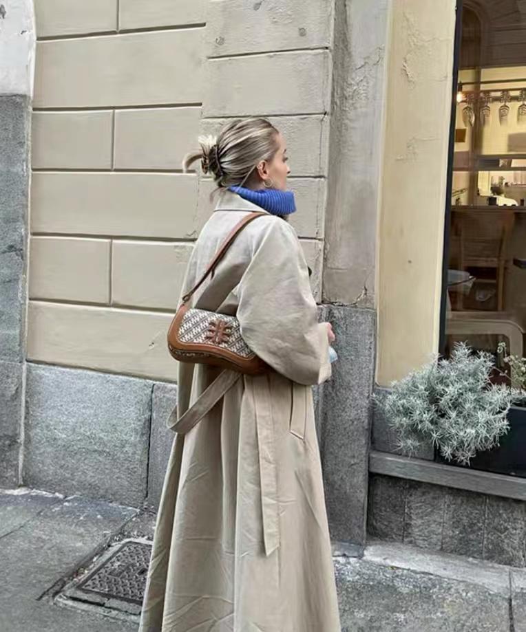 虞书欣同款双肩包平价,虞书欣10元包