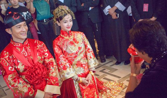 黄晓明最近有什么情况,黄晓明这几年经历了什么