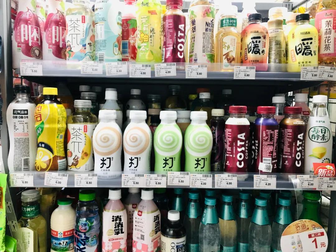 农夫山泉上市后一路凯歌,农夫山泉上市到现在的销量