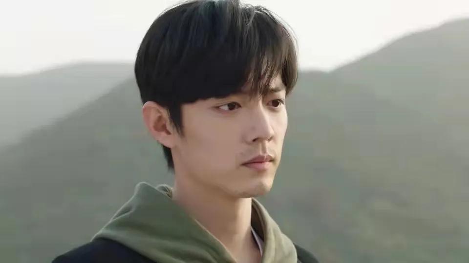 《余生请多指教》番外21：林之校问，帮老公刮胡子，是什么感觉？