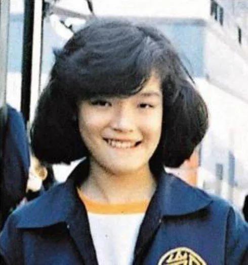 “三级片女神”舒淇：15岁“一脱成名”，40岁结婚，备孕五年