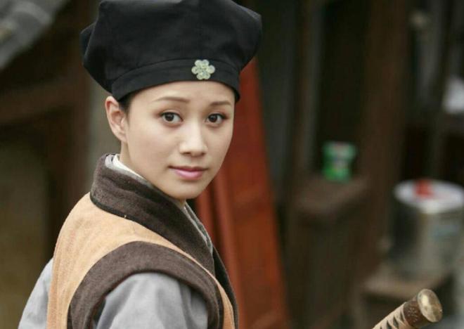 倪虹洁44岁状态,43岁倪虹洁素颜状态