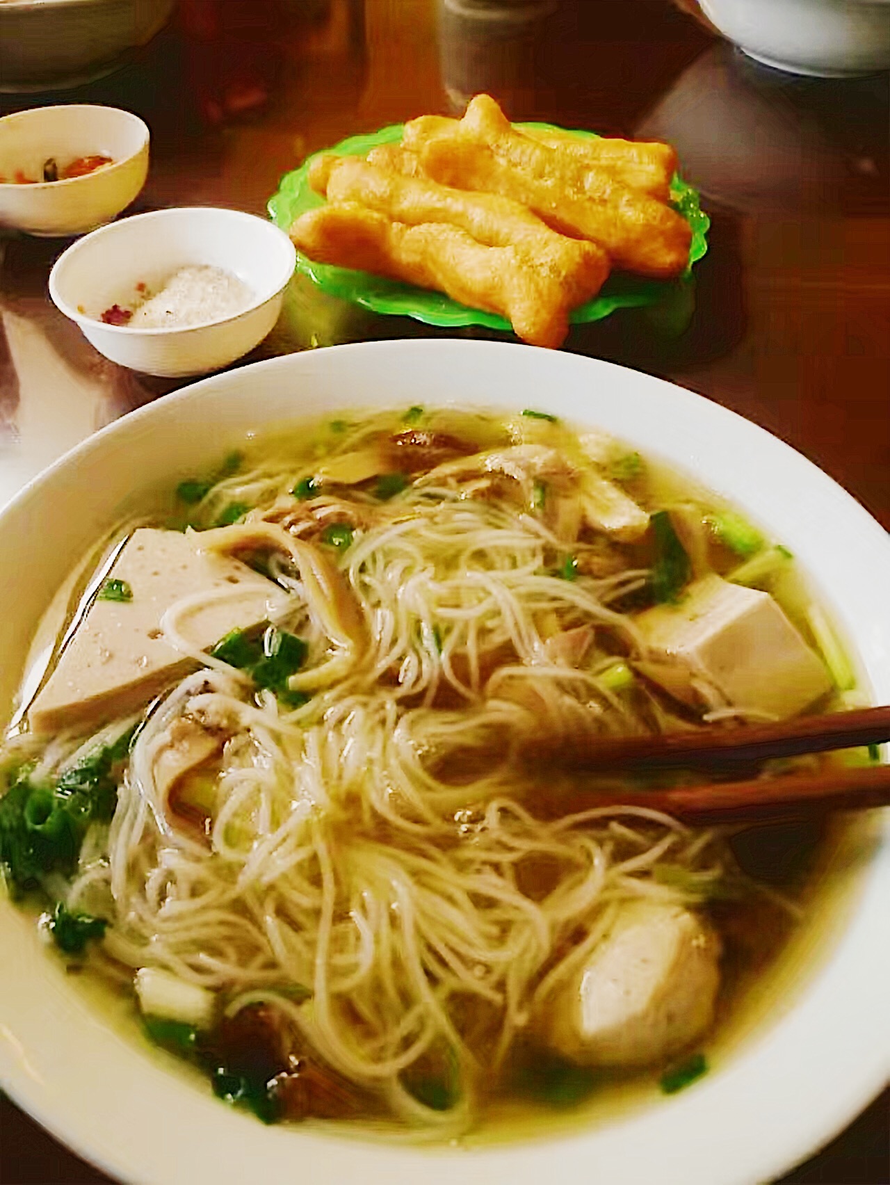 穷游越南全攻略 (越南老挝柬埔寨缅甸四国游多少钱)