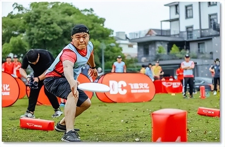 约您来一场“飞盘局”！彻底燃爆成都职工迎大运的热情