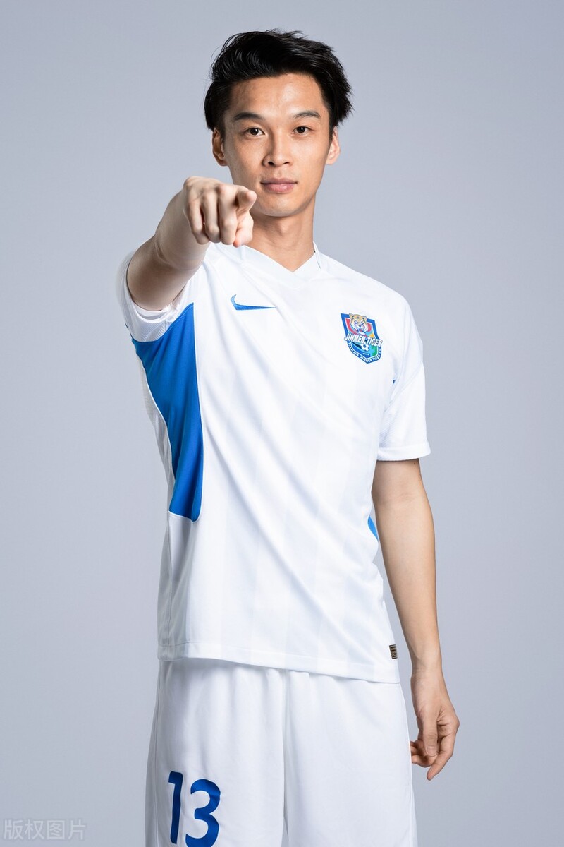 天津津门虎全家福英语版,天津全家福照片