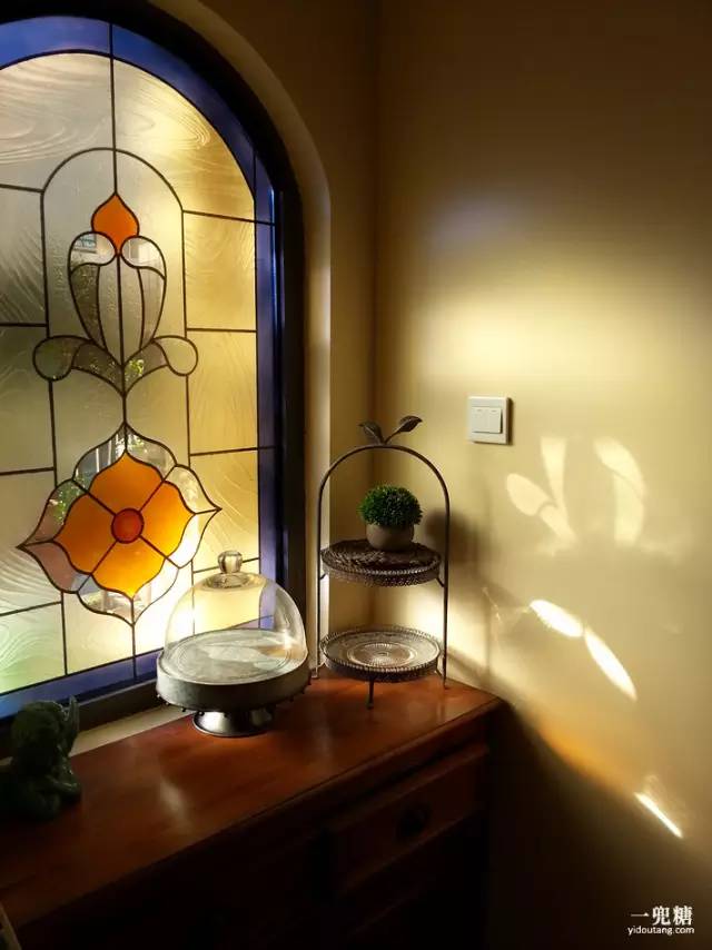 从装饰着手让家里更加温馨,从硬装开始打造家的高级感