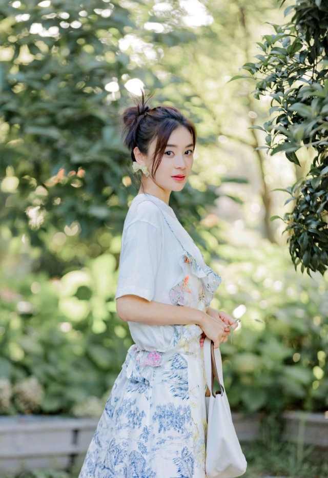 袁姗姗被黑得有多惨,袁姗姗是哪一年被全网黑