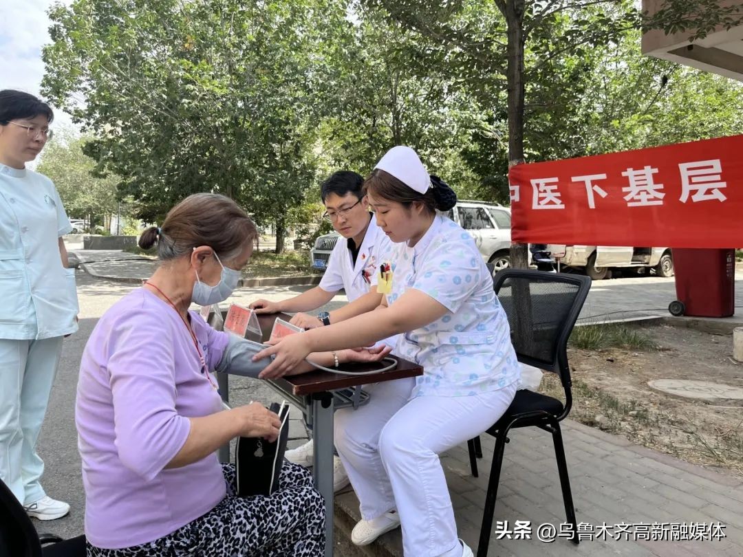 惠民服务送健康爱心义诊暖民心,我为群众办实事健康义诊