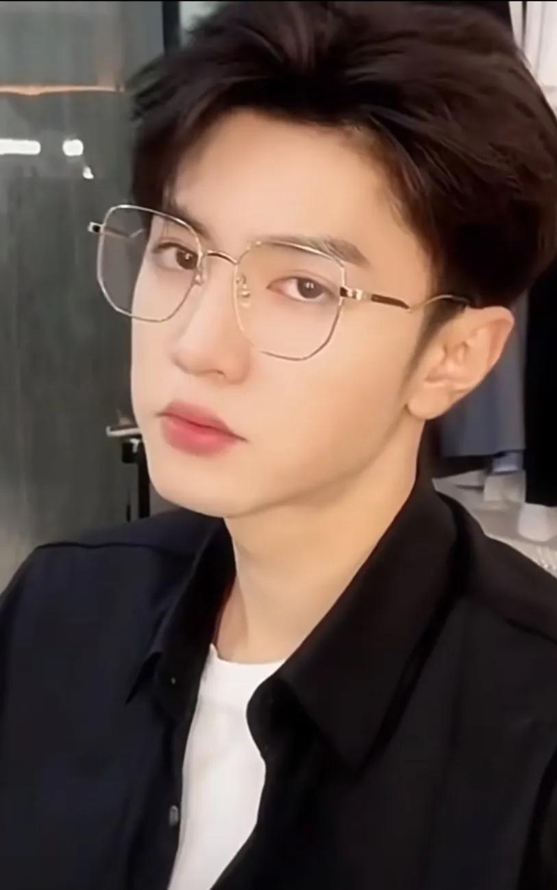 偷偷藏不住大结局桑稚领奖,偷偷藏不住16集桑稚哭了广播剧