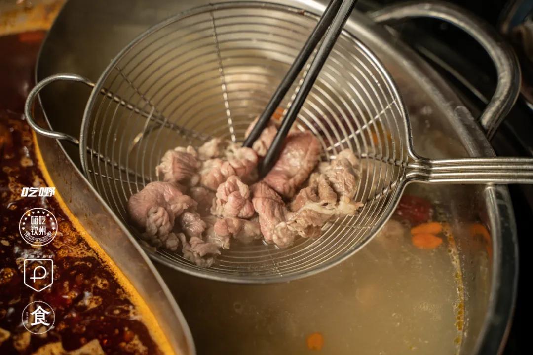 尝尝正宗的牛肉火锅,美食不可辜负首顿堂食全牛宴火锅