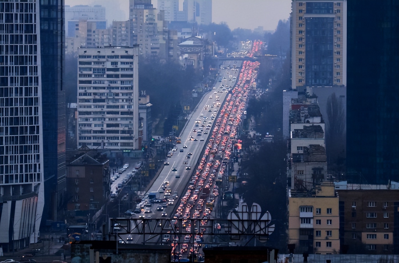 俄罗斯与乌克兰这个仗能打多久,俄罗斯与乌克兰要打仗了吗