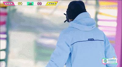看虞书欣的视频,虞书欣黄明昊滑雪