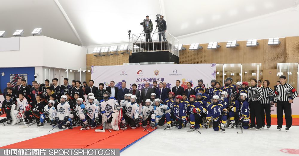 奋进新征程非凡十年广东,建功新时代奋进新征程运动会