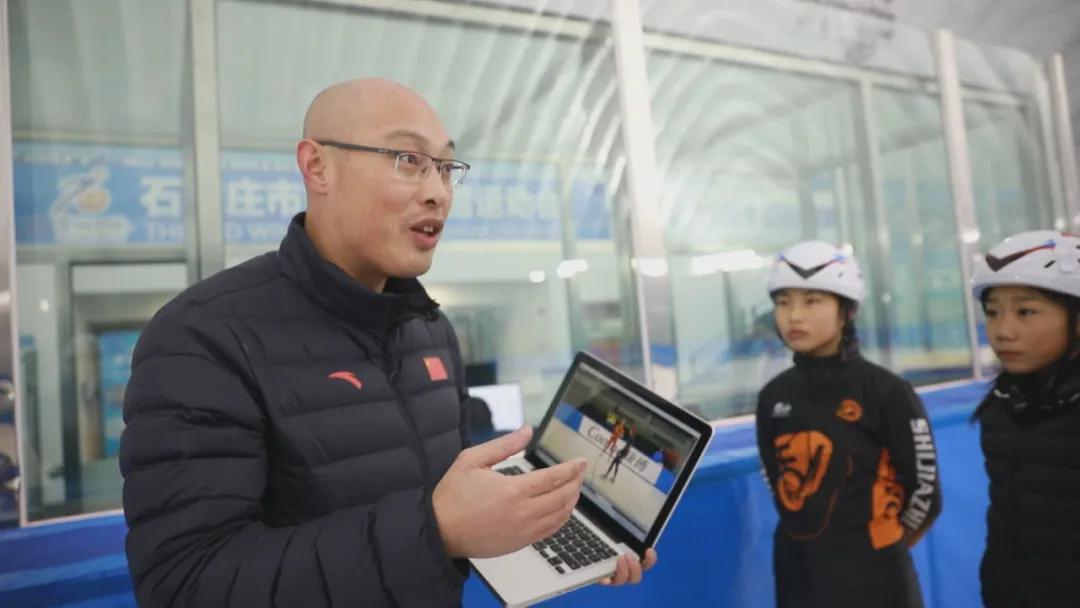 冬奥赛场的火眼金睛,冬奥会高山滑雪裁判吉林体院