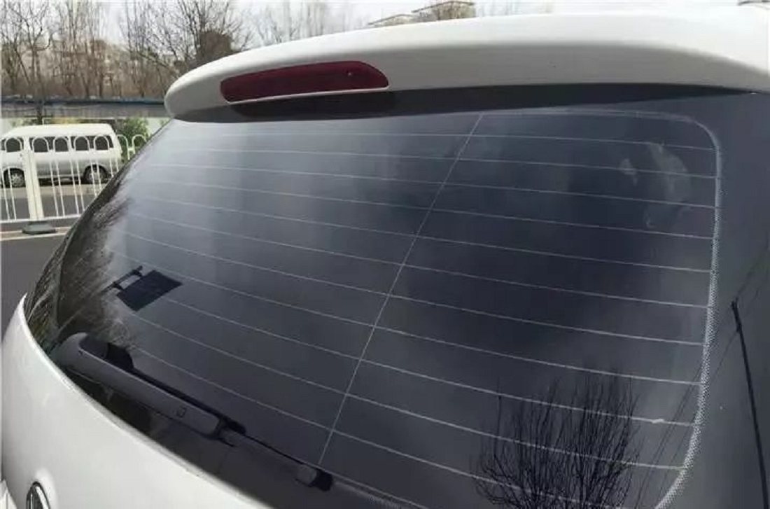 车窗膜一撕就碎怎么去除,车窗玻璃膜撕完夹缝中还有怎么办