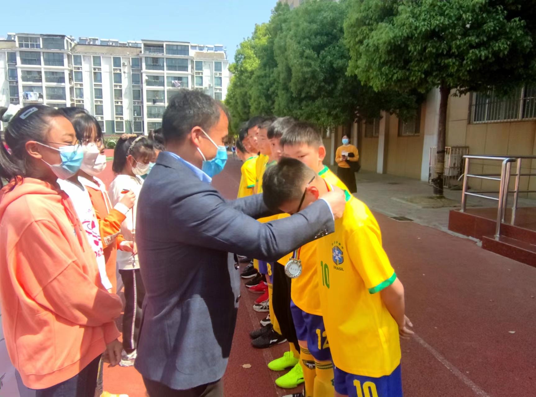 江苏省泗洪县人民路小学足球比赛,旗长杯足球比赛实验小学