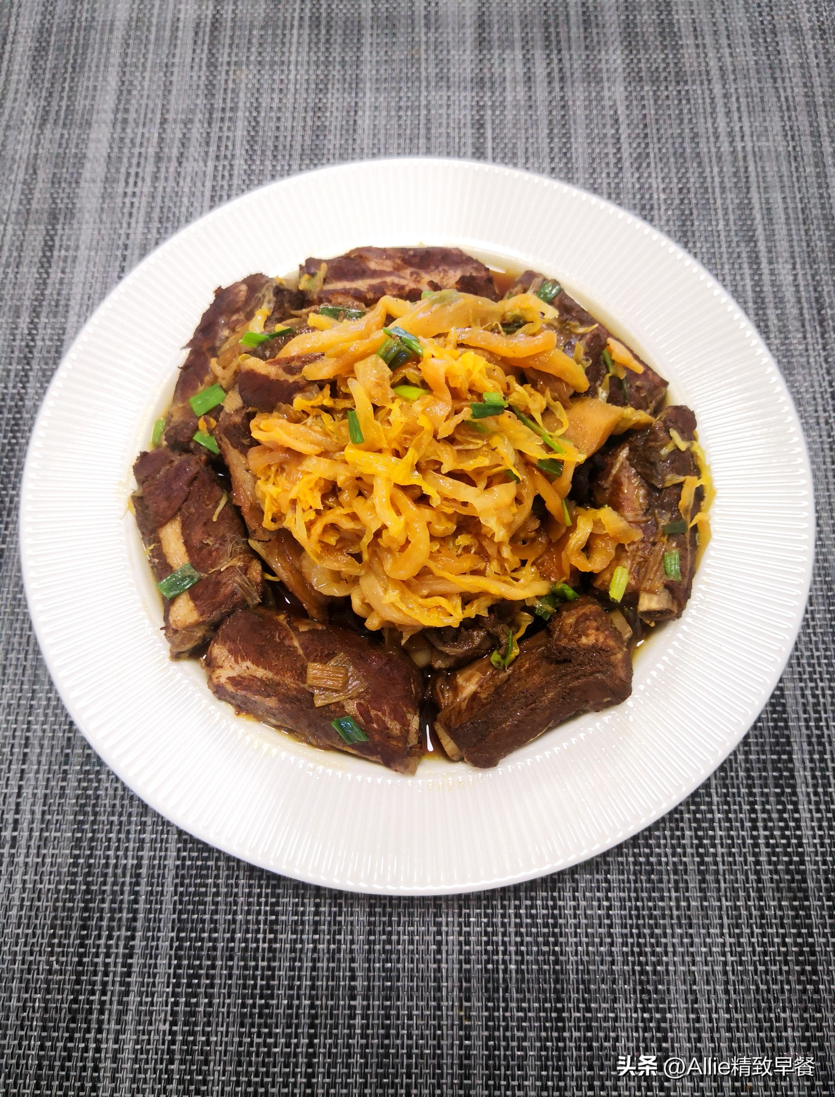 排骨软烂脱骨补钙美味全家人喜欢,软烂脱骨的酥香排骨的做法