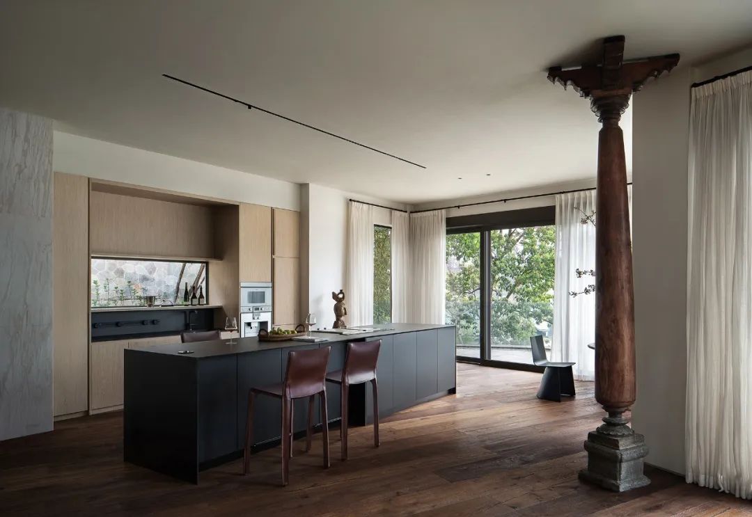 ACEDESIGN｜成都湖岸艺术别墅：逸享自在的湖岸艺术“家”