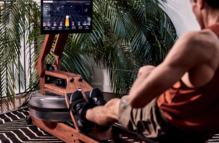 怎样使用划船机不伤膝盖,划船机如何不用腰发力