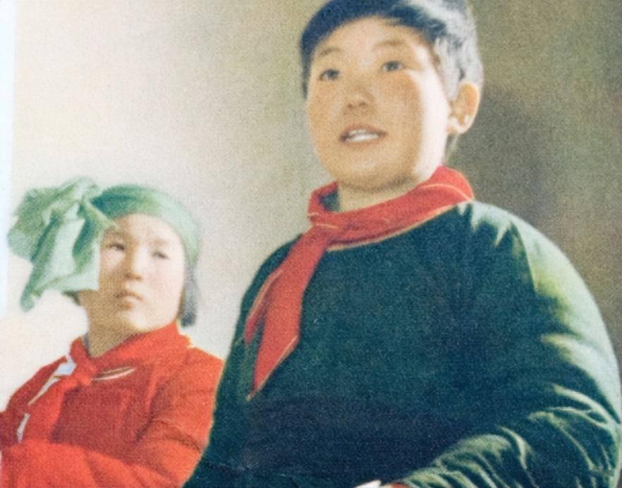 绾崇补寰峰浗灞犳潃鐘瑰お濂充汉,绾崇补灞犳潃鐘瑰お濡囧コ绾疄