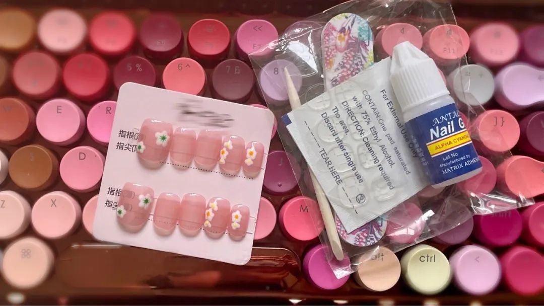 一元暴利的美甲店,传统美甲店暴利