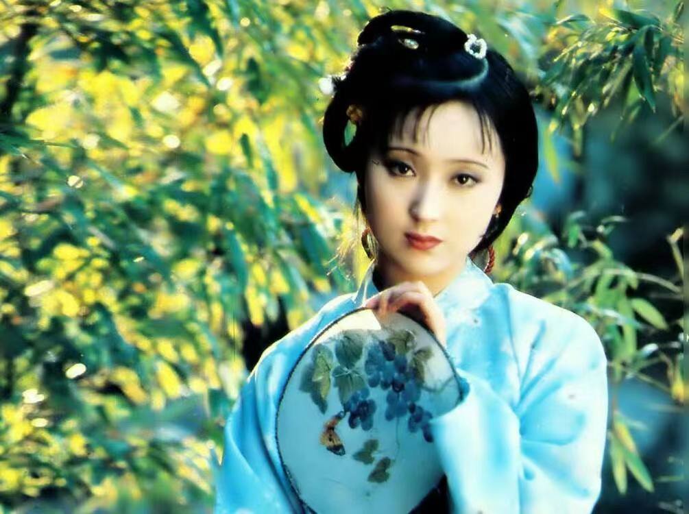 从身家过亿到剃发为尼，最终香消玉殒，她的遗言却字字珠玑