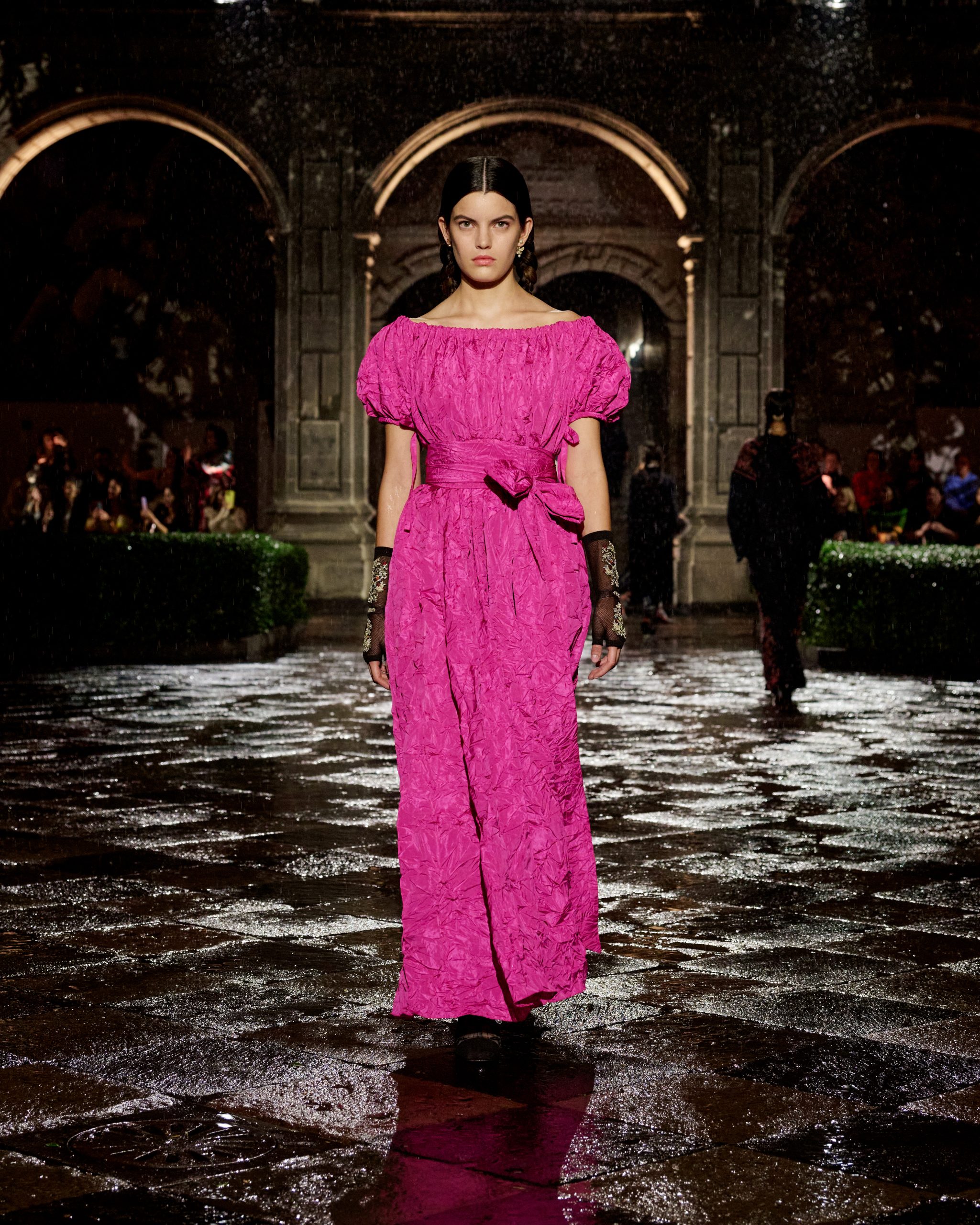 每周时报｜在博物馆也能遇见挚爱？跟随DIOR到墨西哥一探究竟