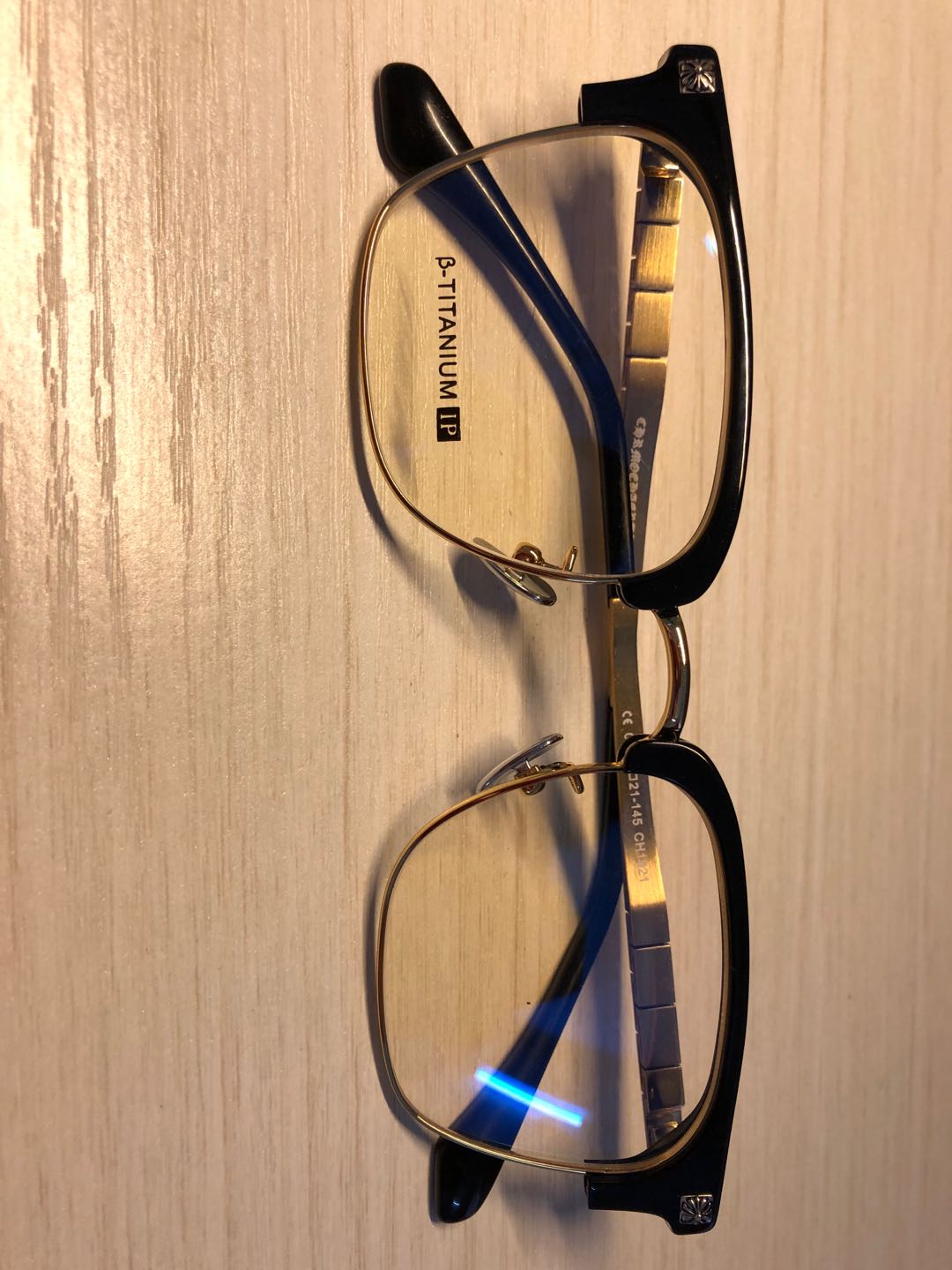 配镜纯钛镜框,高度数镜片适合配纯钛的的镜框吗