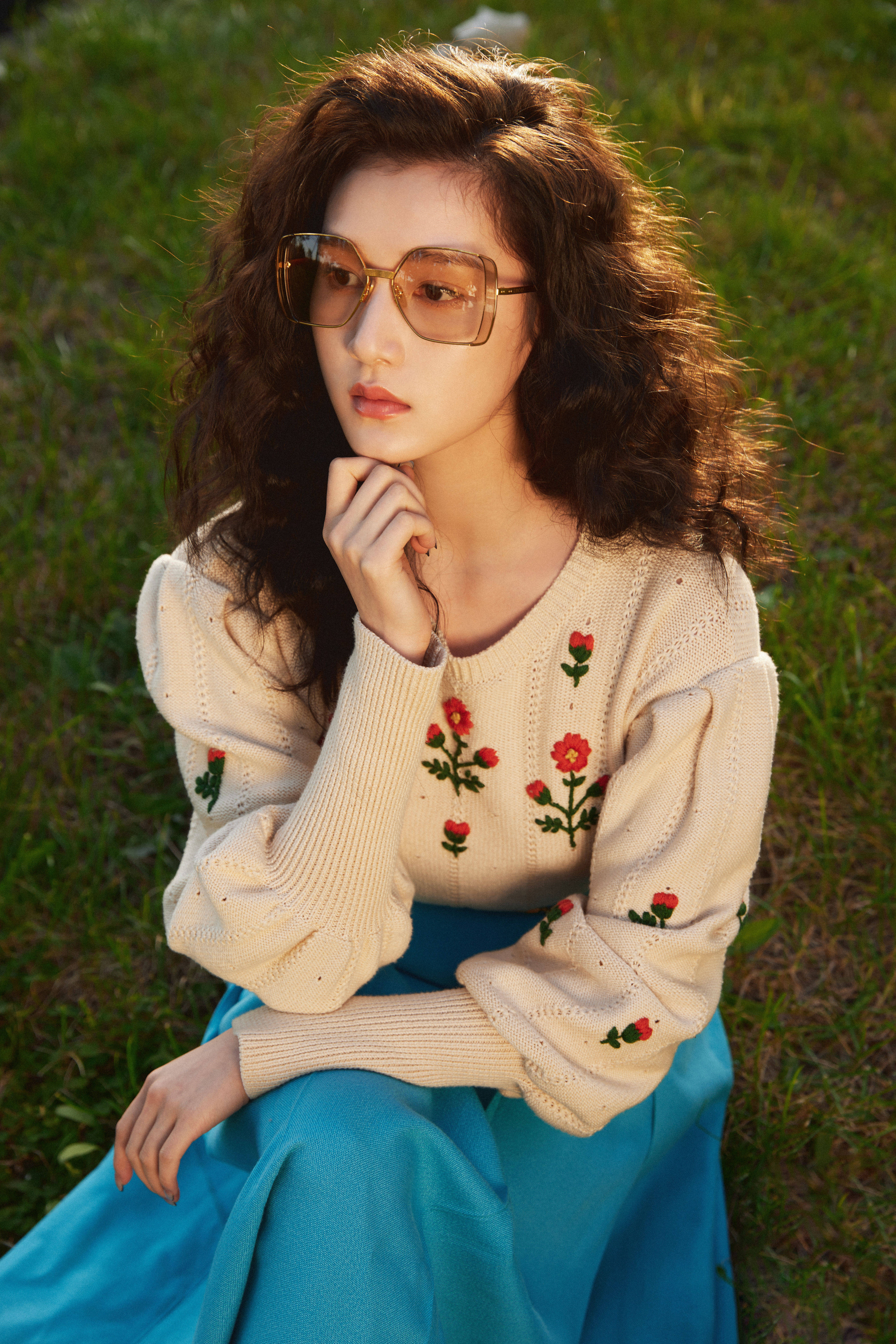 陈思诚柬埔寨,陈思诚与新女友与好友共进晚餐