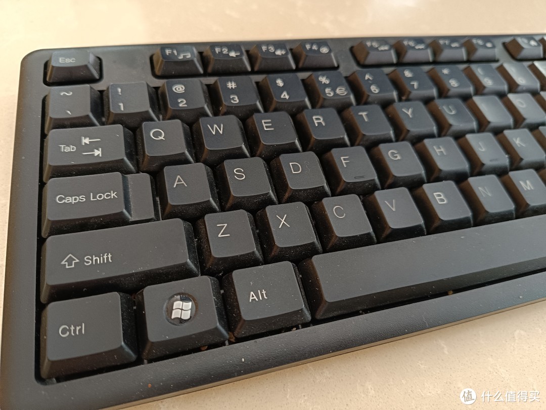 适合办公的双飞燕键盘,公司通用键盘