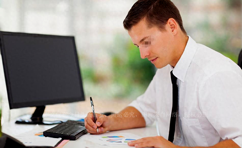 ＃男子第一次被*技师女**“按摩”，兴奋过度后竟失去了生命！