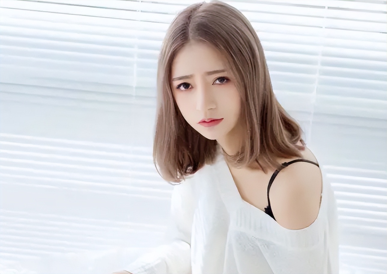 女性*处私**毛发越来越多是怎么回事？关于阴毛的4个常识你知道吗？