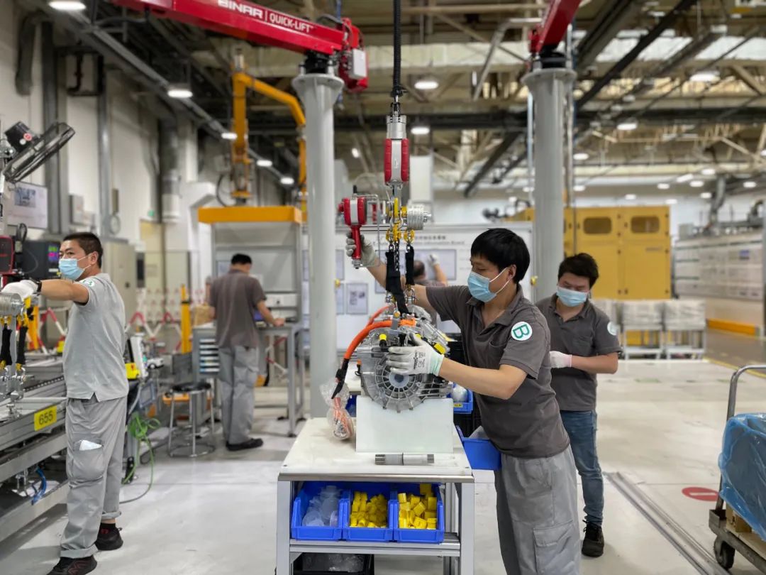 高新区转型发展迈出新步伐,迈上新台阶实现新跨越向纵深发展