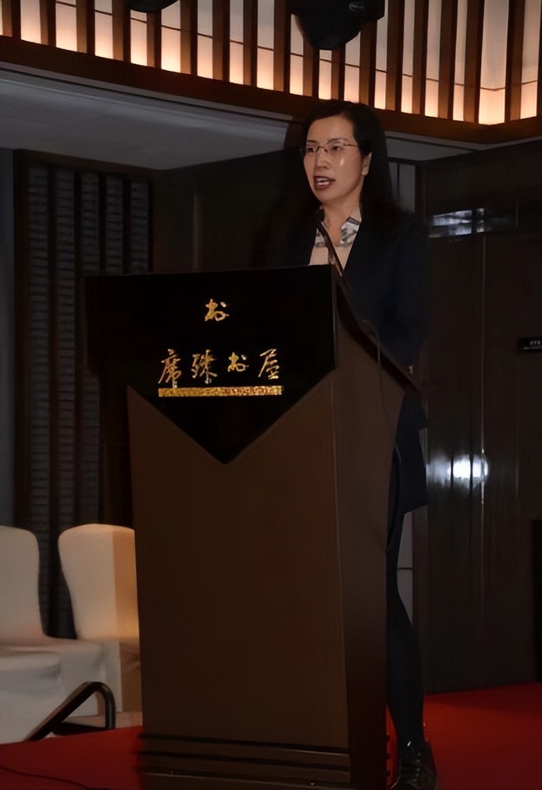 让红色基因薪火相传视频,让红色的基因传承万代千秋演讲