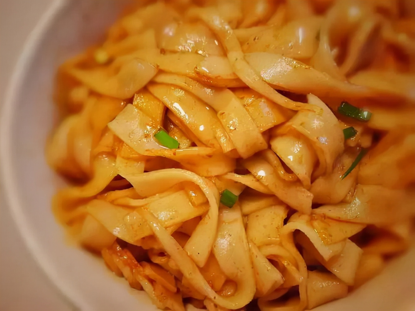 猪油可以拌米饭吃吗,猪油炒菜加米饭